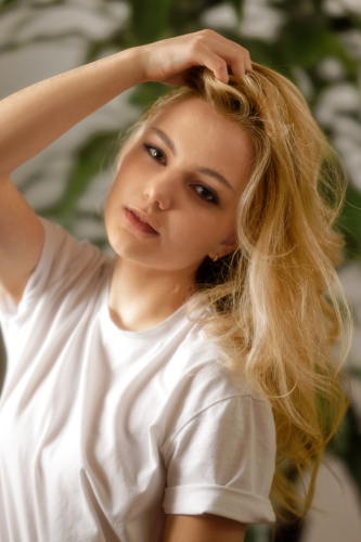 Amelia 082